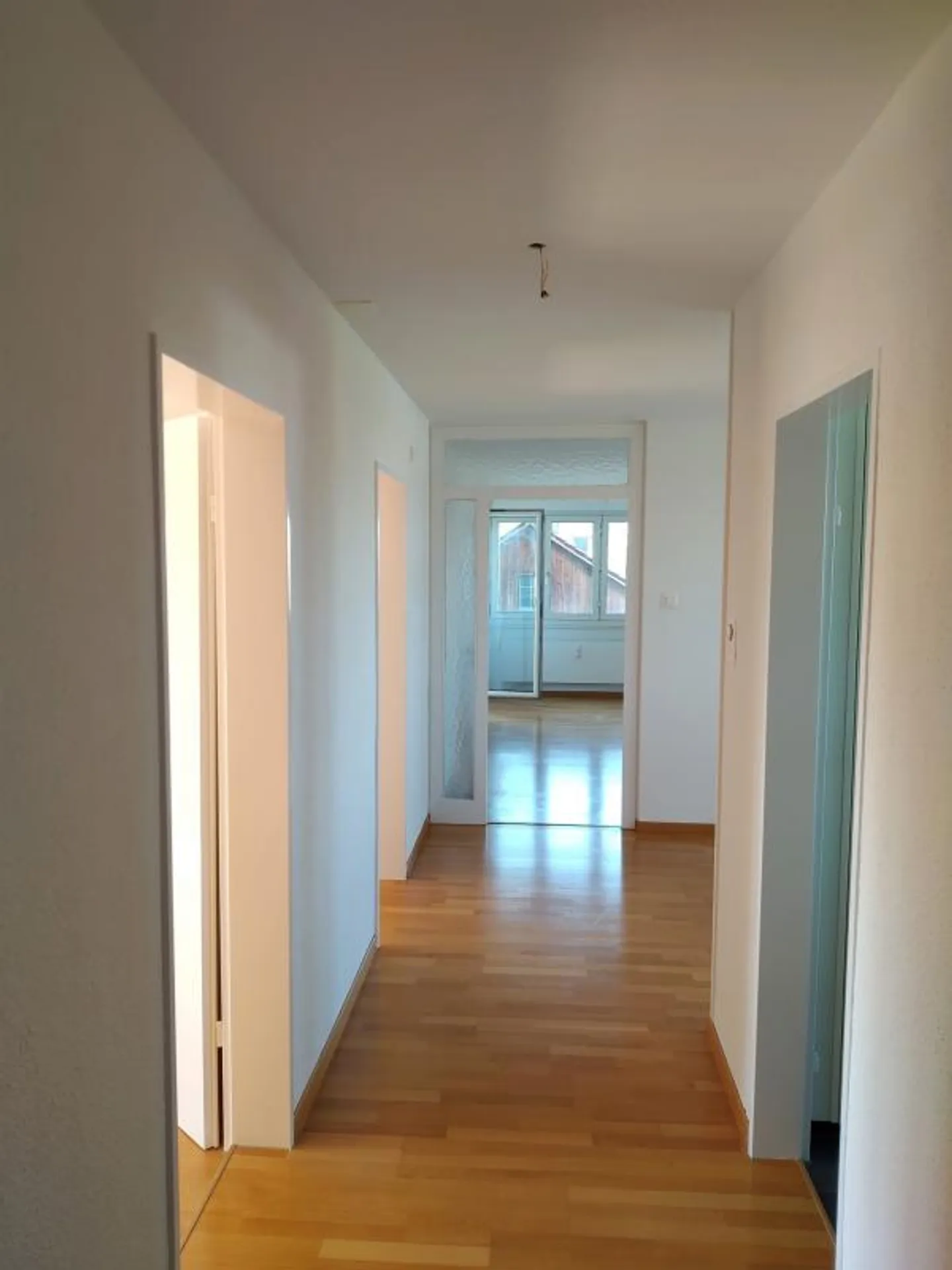 Gemütliche Wohnung mit Balkon - Foto 2 von 13