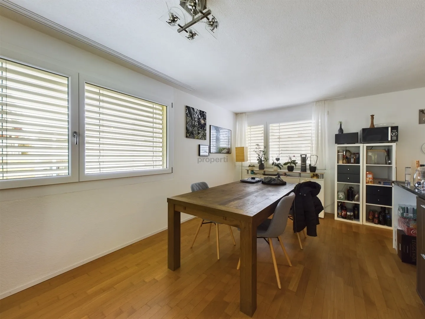 Appartamento 3.5 stanze centrale e tranquillo con vista privata sul verde - Foto 6 di 12