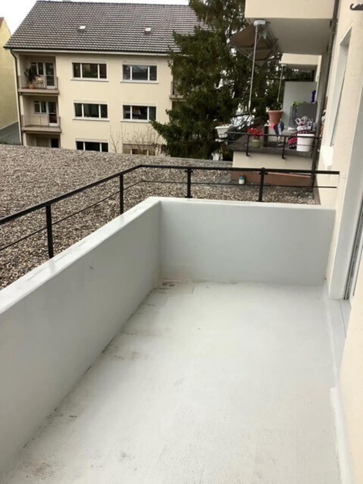 Moderne Wohnung mit Balkon - Foto 4 von 6