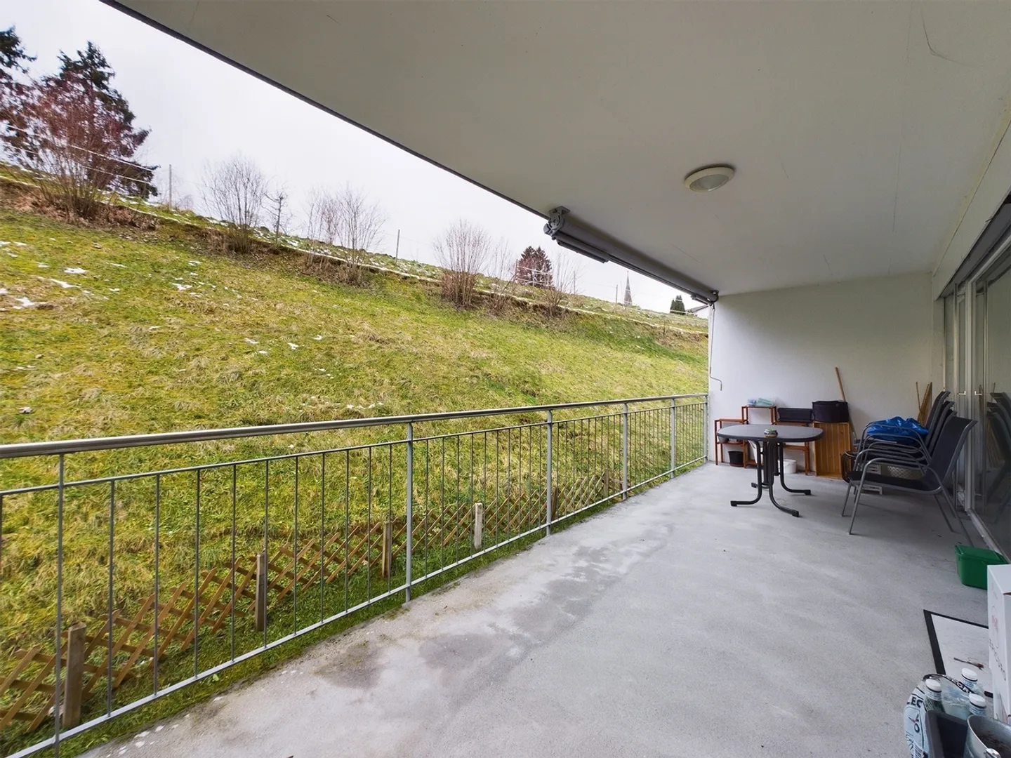 Appartamento 3.5 stanze centrale e tranquillo con vista privata sul verde - Foto 11 di 12