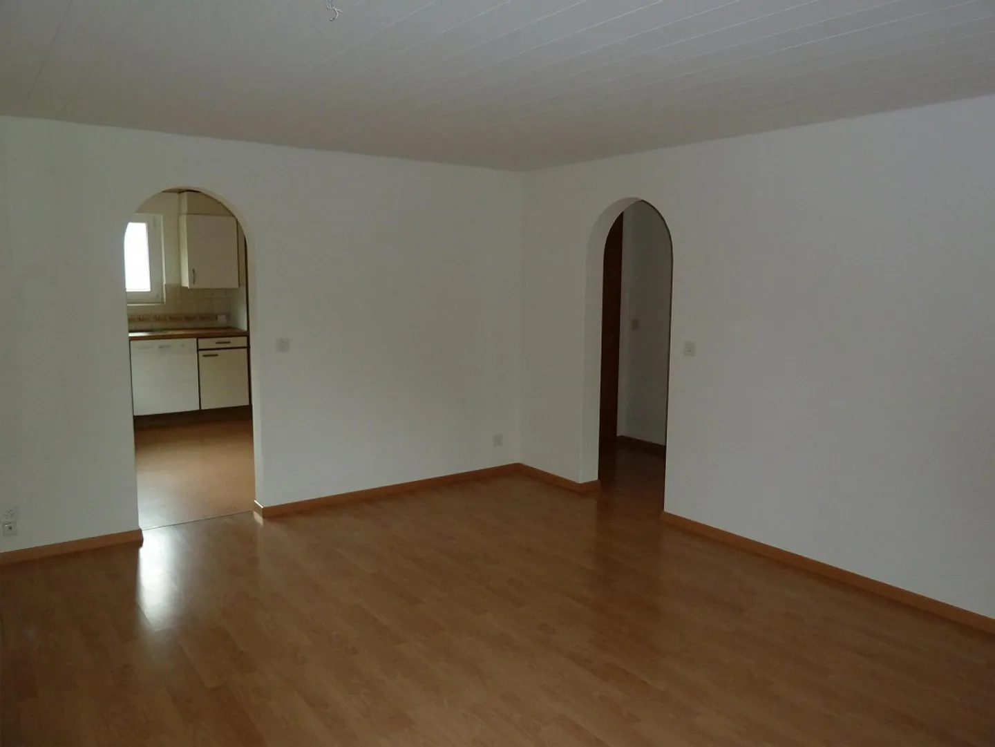 Appartamento giardino 2,5 camere accogliente - Foto 2 di 4