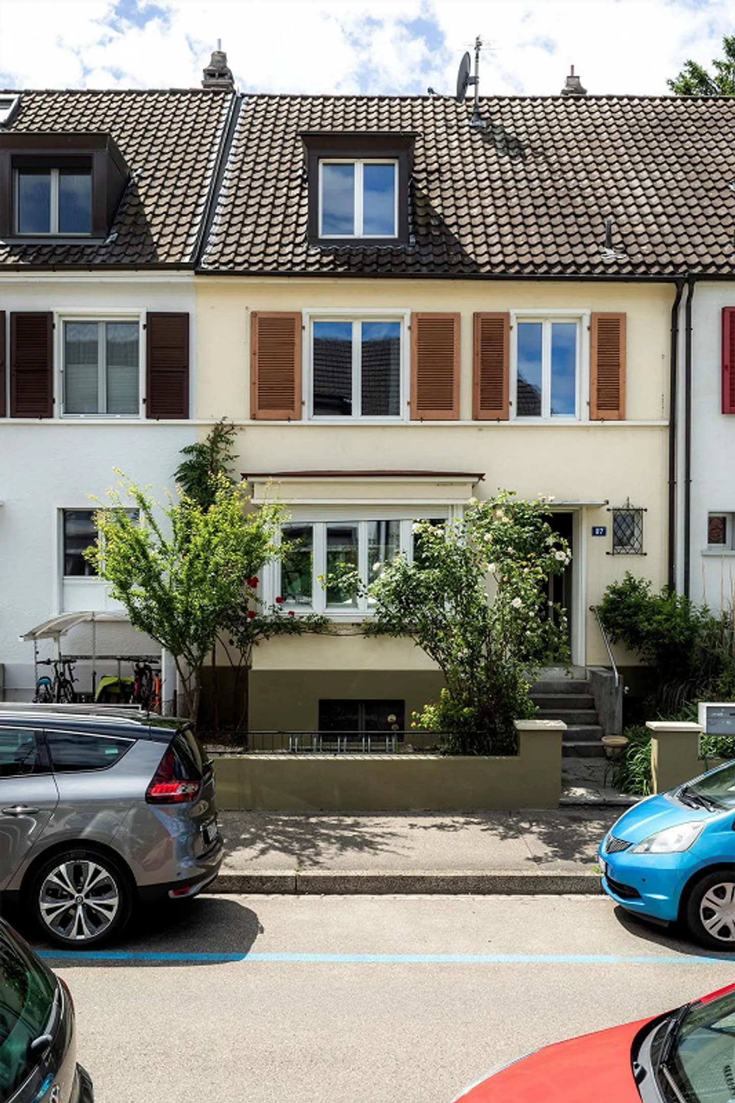Maison individuelle bien entretenue avec jardin dans le quartier Neubad de Bâle - Photo 1 sur 18