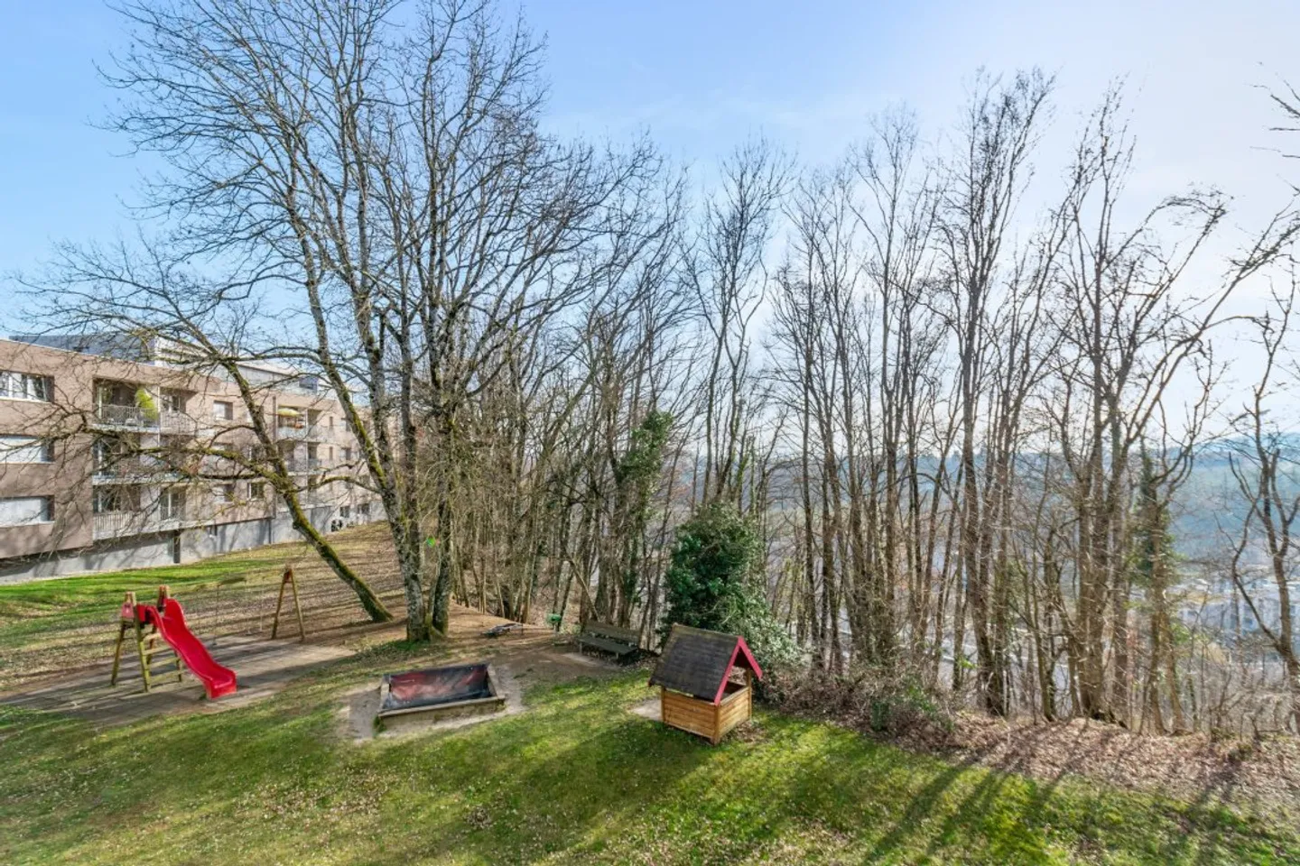 00048 - Appartamento 4 locali con balcone - Stazione 33 - Boudry - Foto 3 di 8