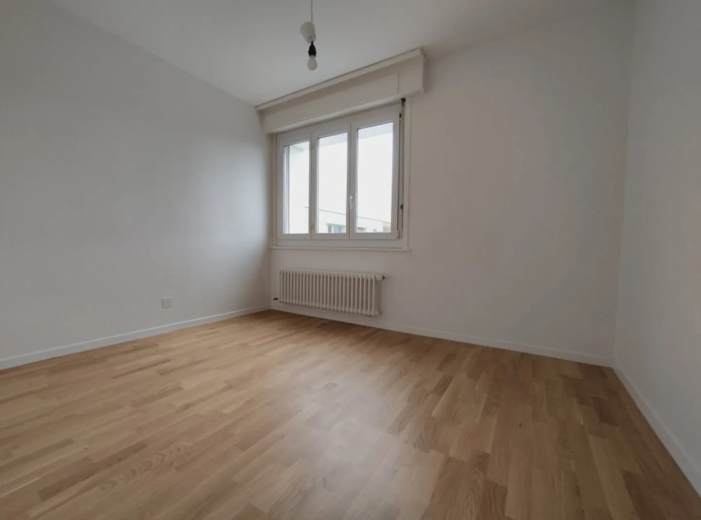 00048 - Appartamento 4 locali con balcone - Stazione 33 - Boudry - Foto 4 di 8
