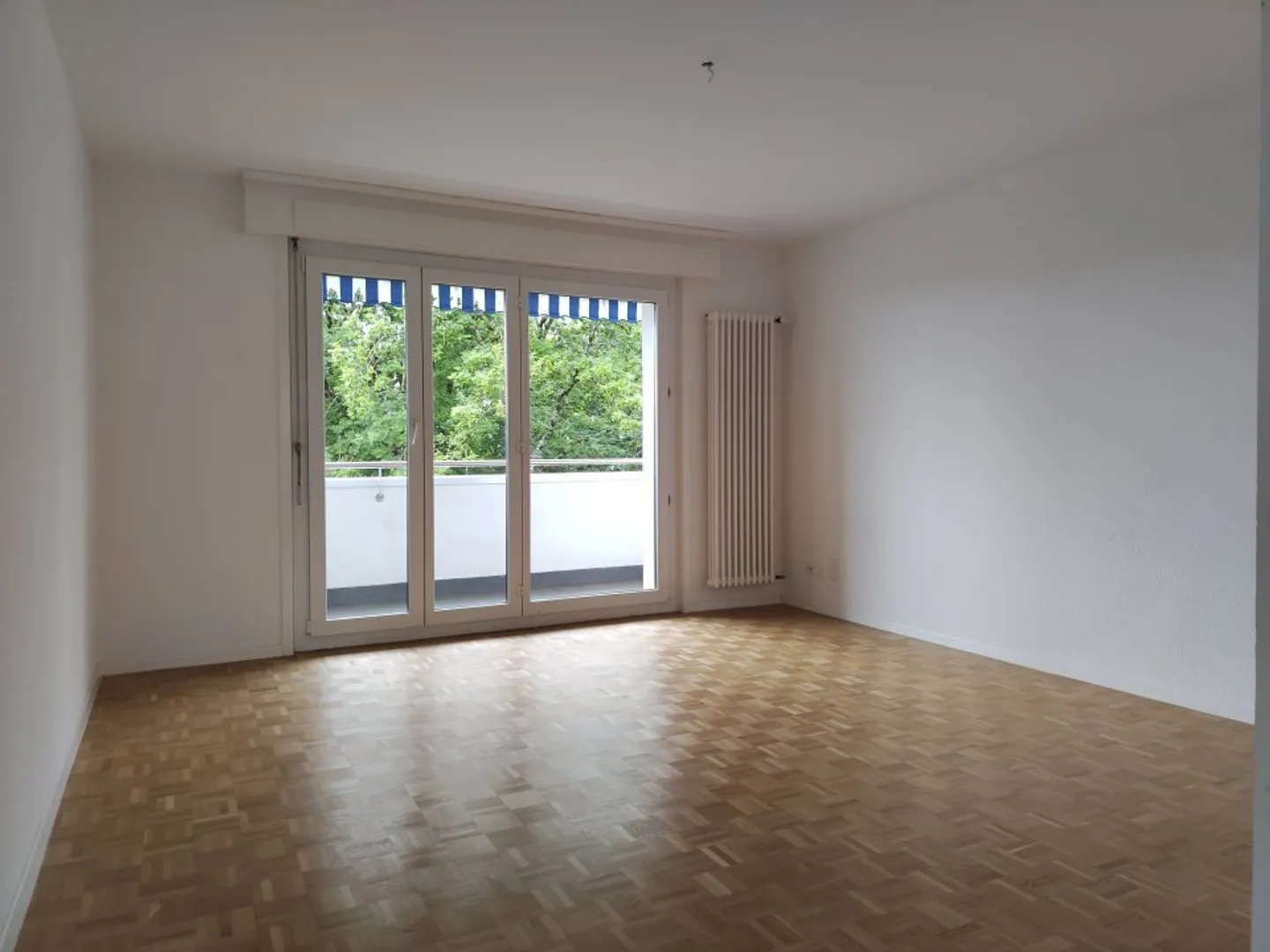 00048 - Appartamento 4 locali con balcone - Stazione 33 - Boudry - Foto 6 di 8