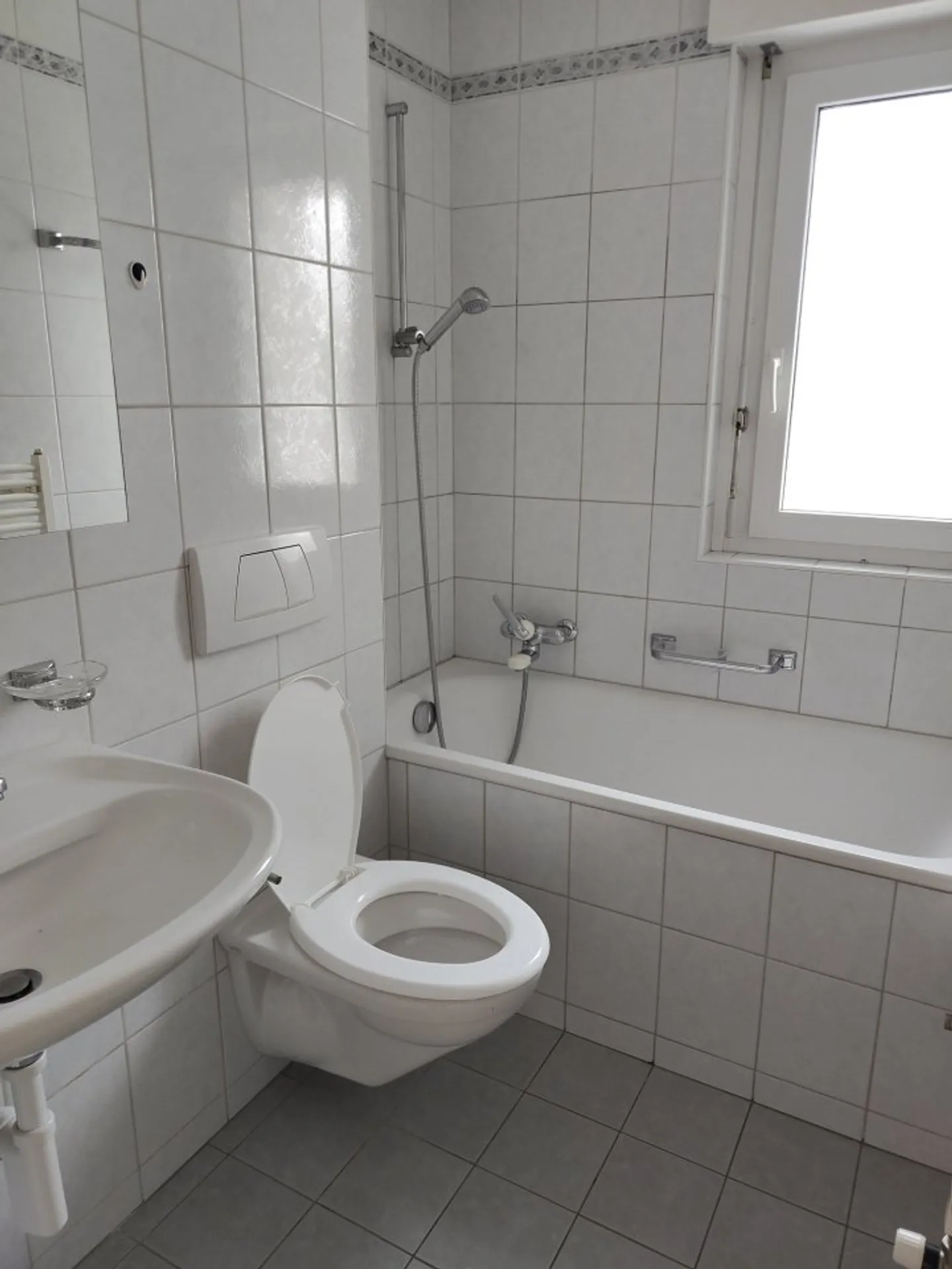 00048 - Appartamento 4 locali con balcone - Stazione 33 - Boudry - Foto 5 di 8