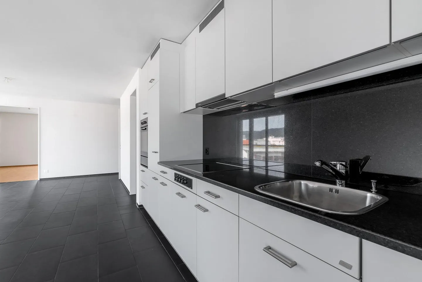 Centrale, moderno, spazioso - TRIO Dietikon! - Foto 2 di 8