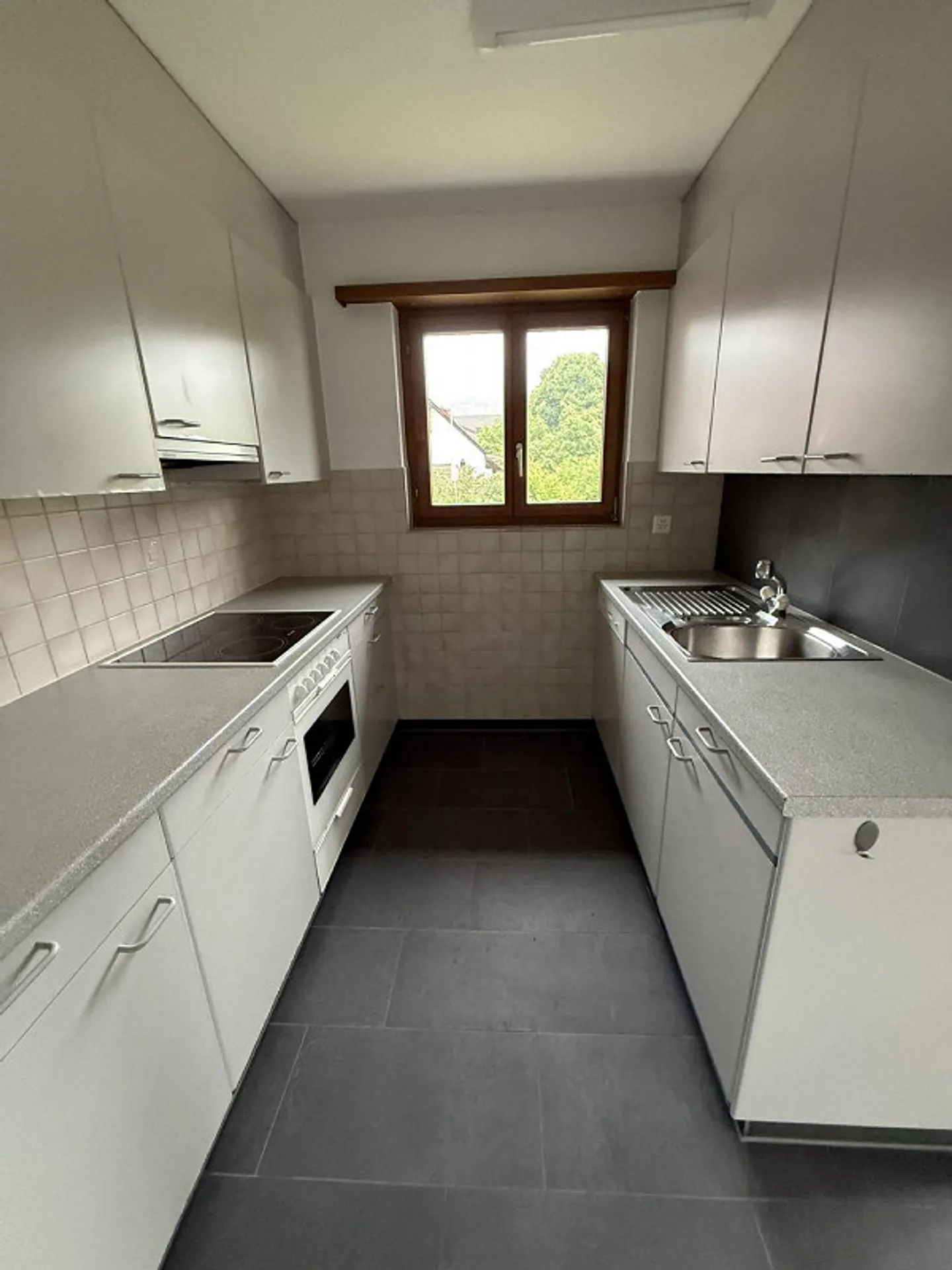 4.5 pièces / Vous cherchez une solution de transition ? Logement temporaire jusqu'au printemps 2027. - Photo 2 sur 11