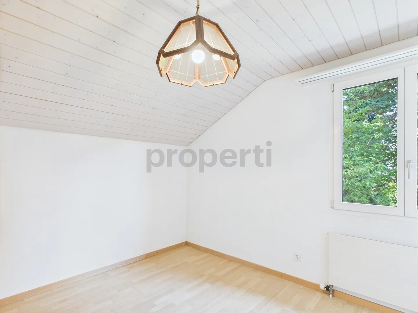Charming 4.5-room single-family house in Langenthal, Canton BE - Photo 8 of 12