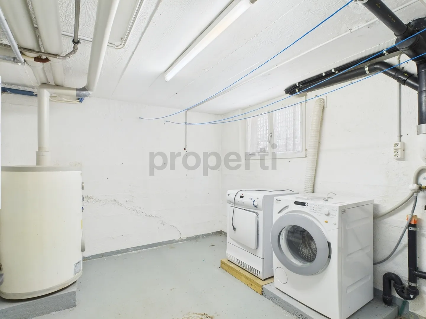 Charming 4.5-room single-family house in Langenthal, Canton BE - Photo 11 of 12