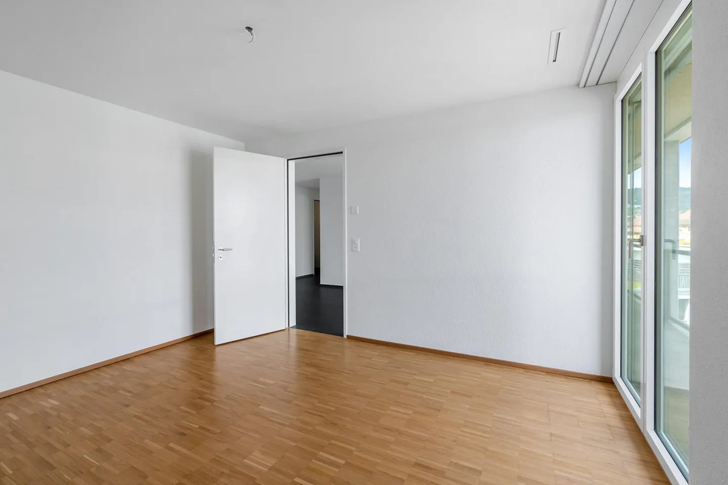 Centrale, moderno, spazioso - TRIO Dietikon! - Foto 8 di 8