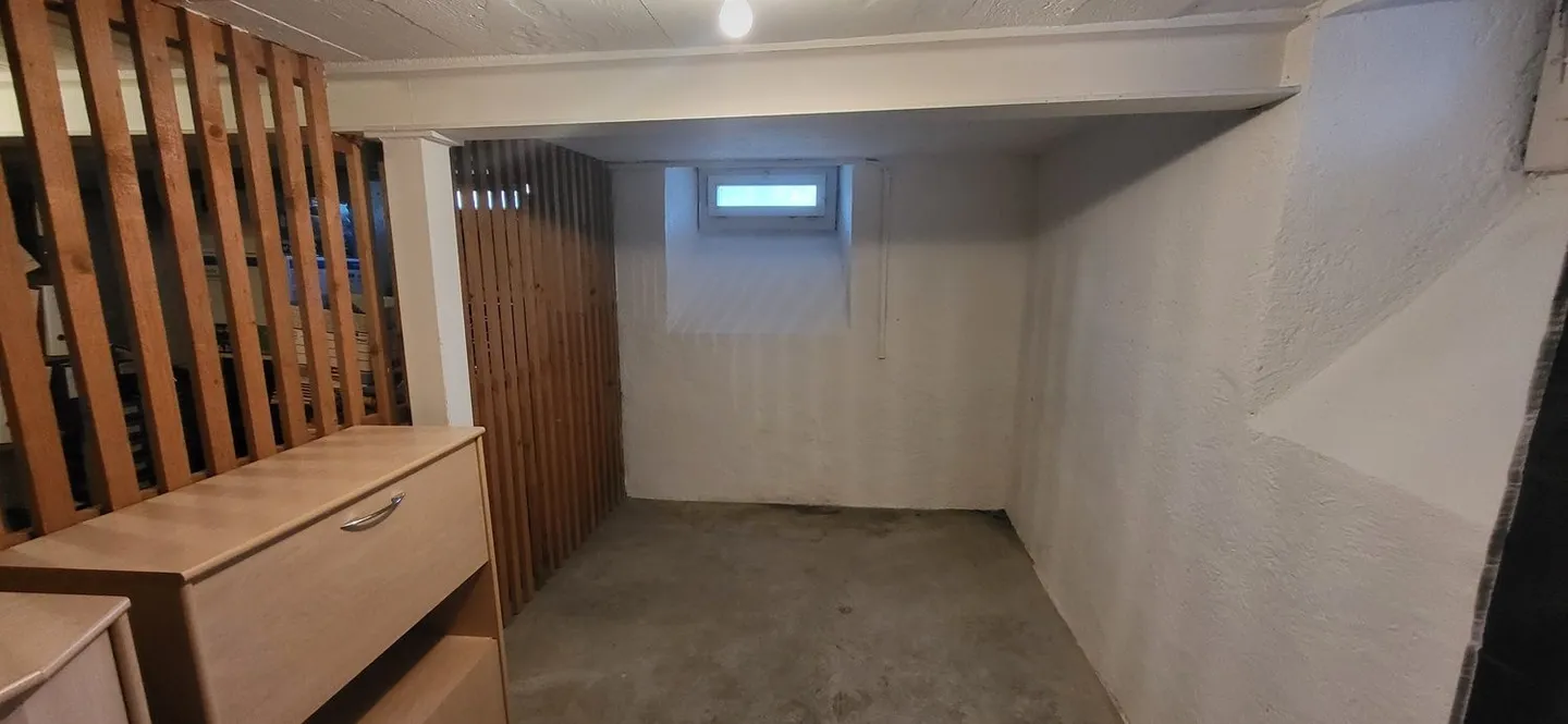 Charmante 2.5-Zimmer-Wohnung am Unteren Quai in Biel - Foto 13 di 15