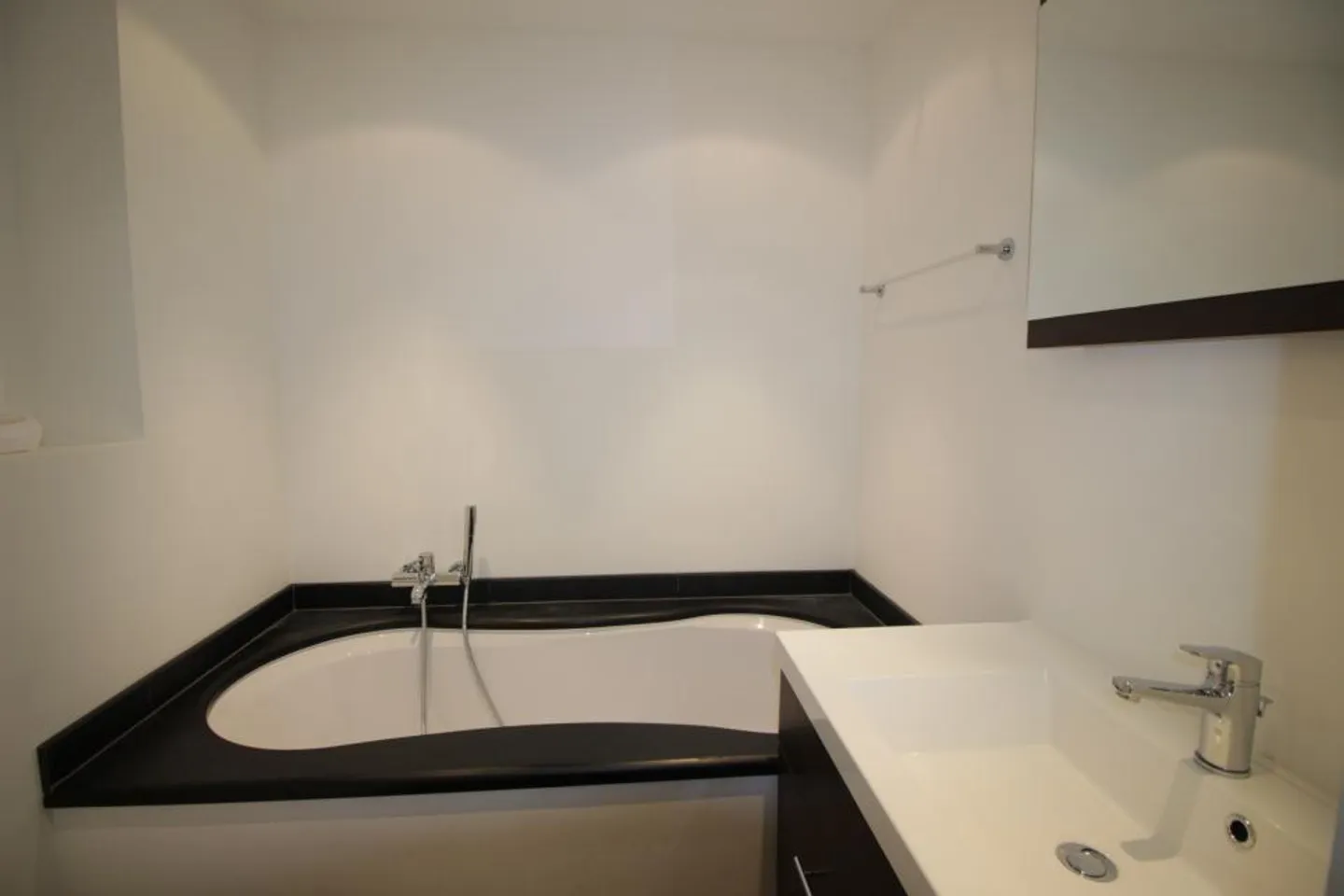 Appartamento in affitto - Foto 7 di 13