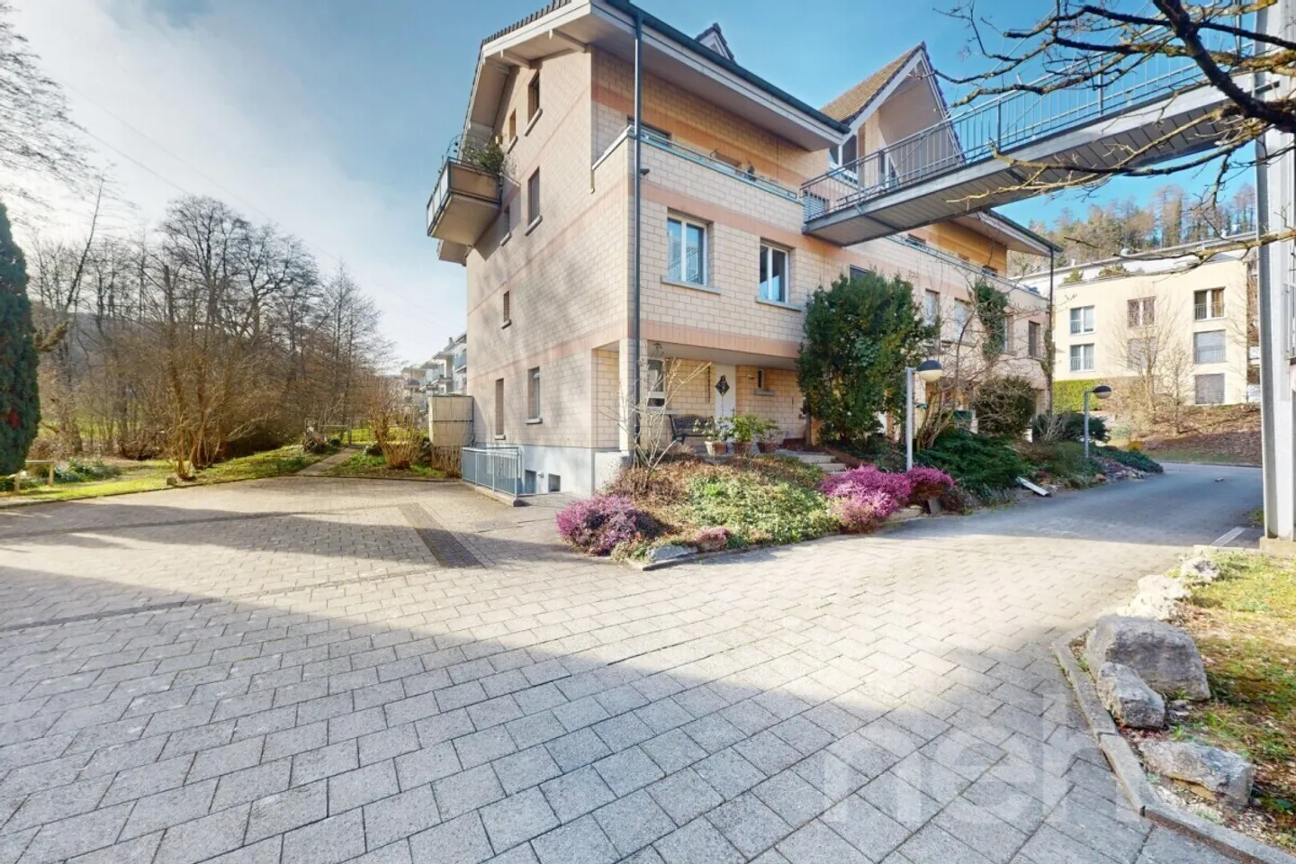 Appartamento duplex di 4,5 stanze con giardino - Foto 3 di 13