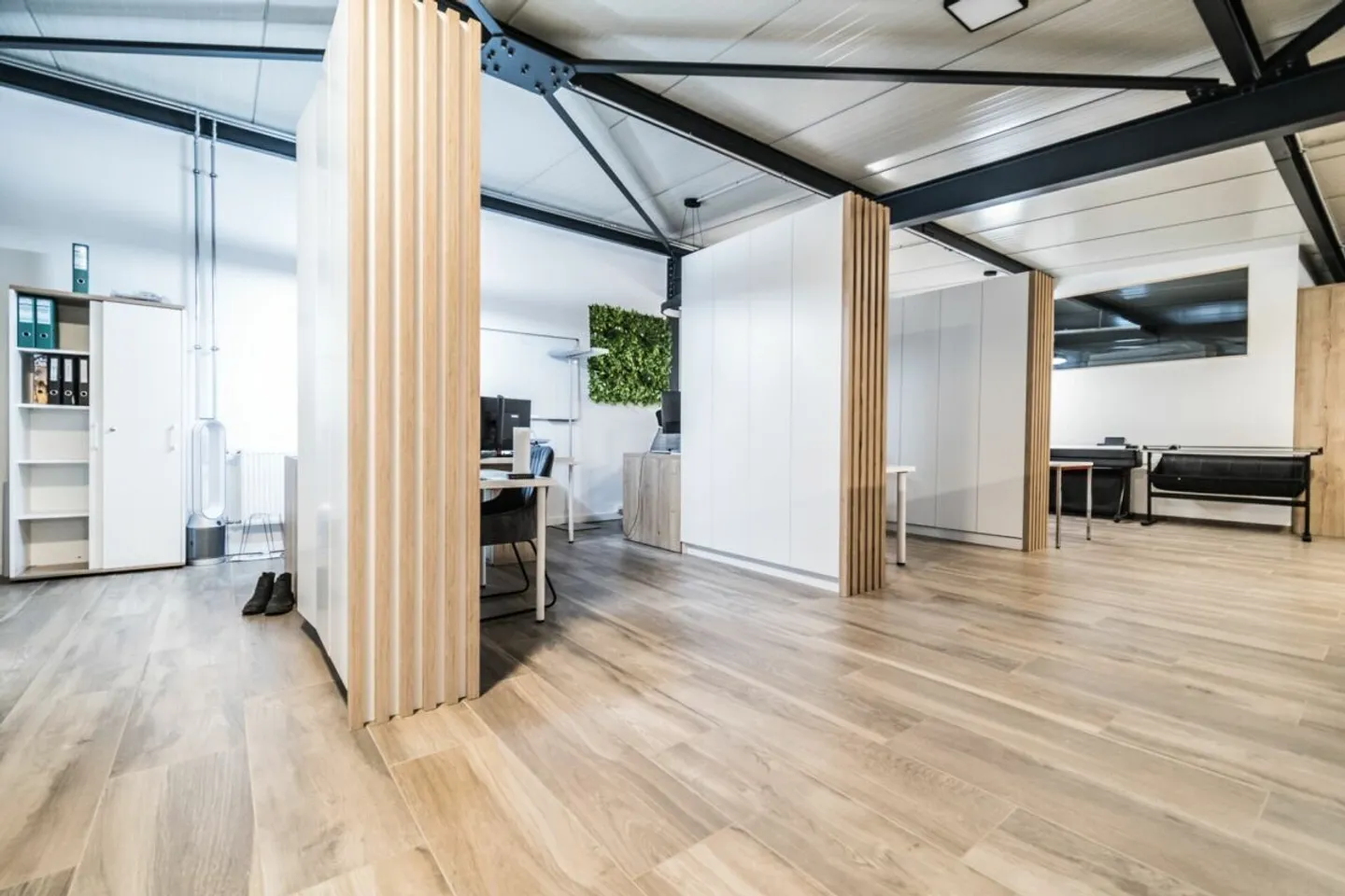 250 m2 Offices Already Furnished and Arranged - Photo 6 of 10