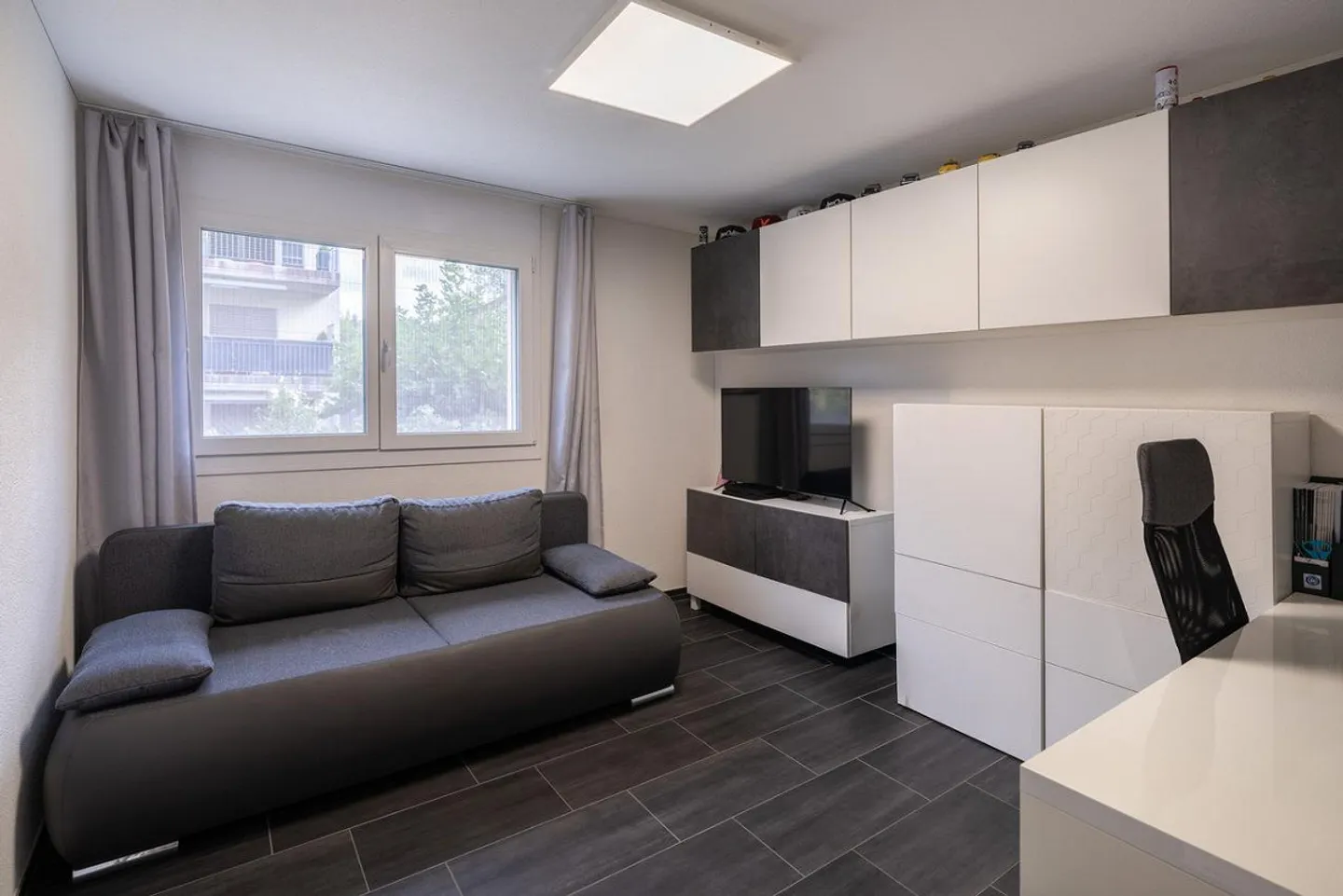 Moderne Gartenwohnung in Safenwil - Foto 9 von 14