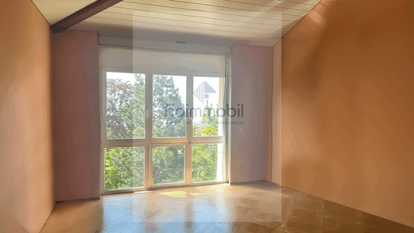 Family villa with panoramic views of the lake and the Alps - Photo 8 of 21