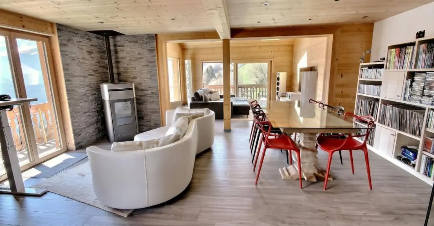 MAGNIFIKANTER CHALET MIT 2 WOHNUNGEN - Foto 2 von 10