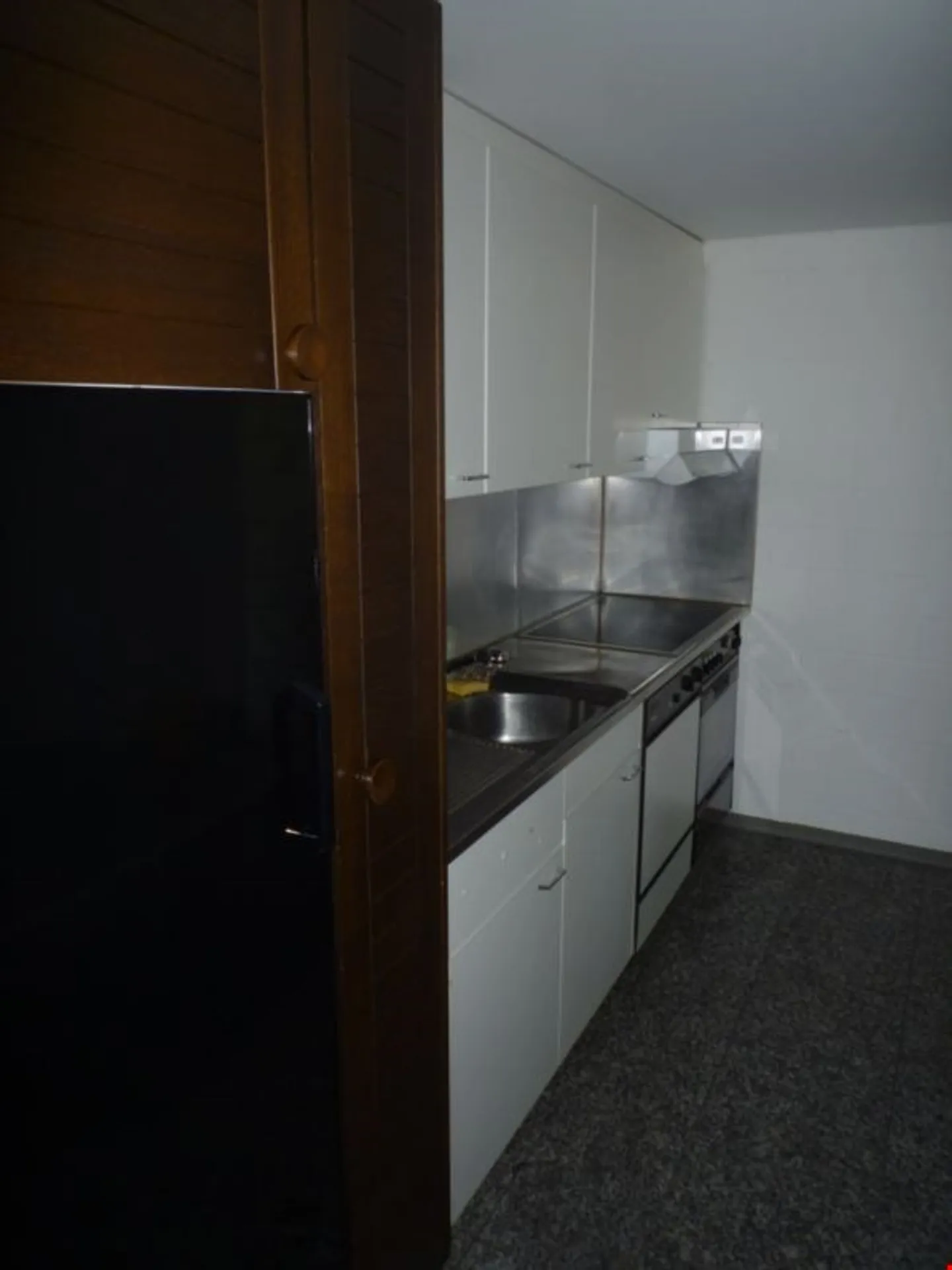 Magasin / Exposition avec de grandes vitrines - Photo 10 sur 10