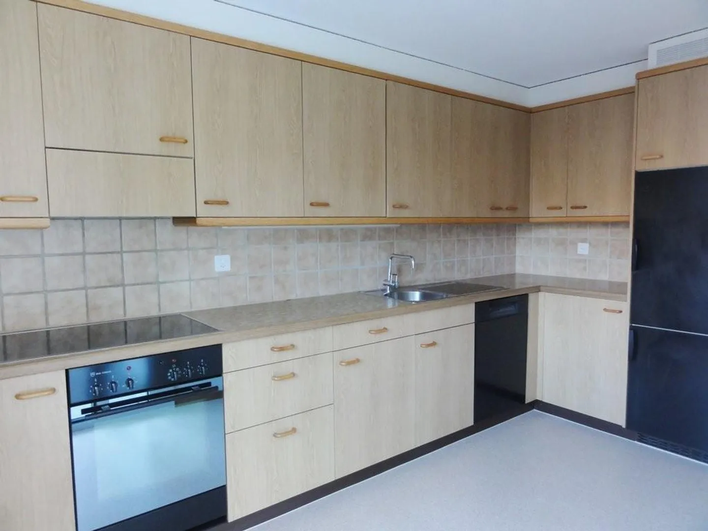 Beautiful apartment in the Erlenmatte district! - Photo 3 of 5