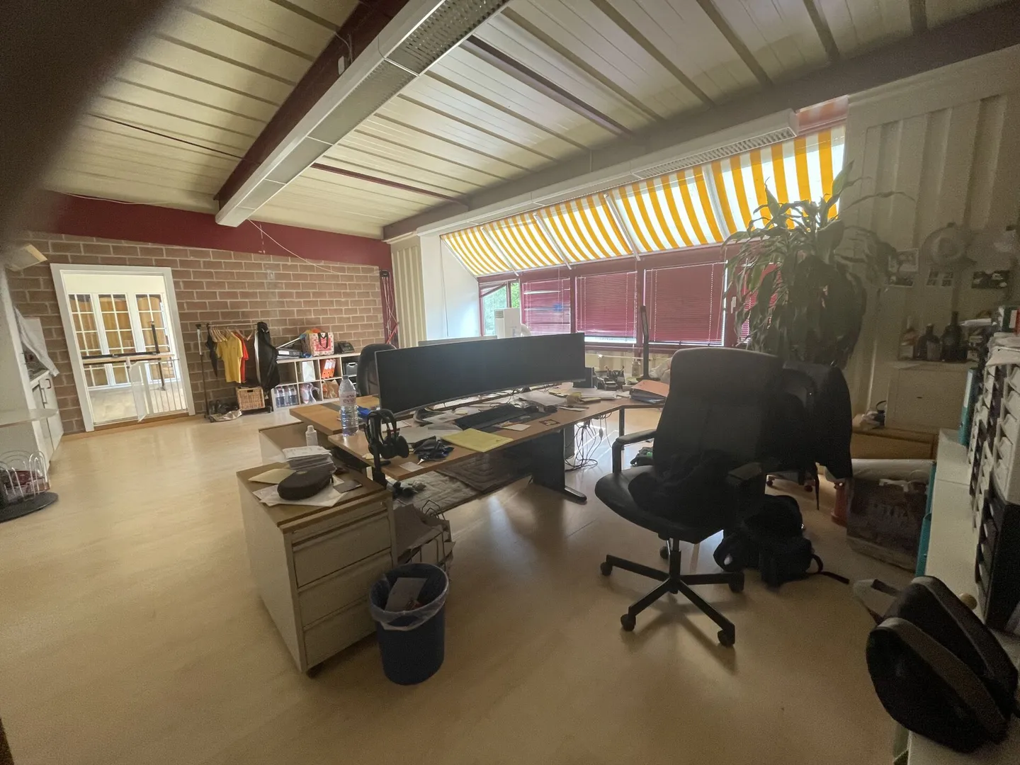 Commercial premises in a central and popular location - under building rights - Photo 3 of 9