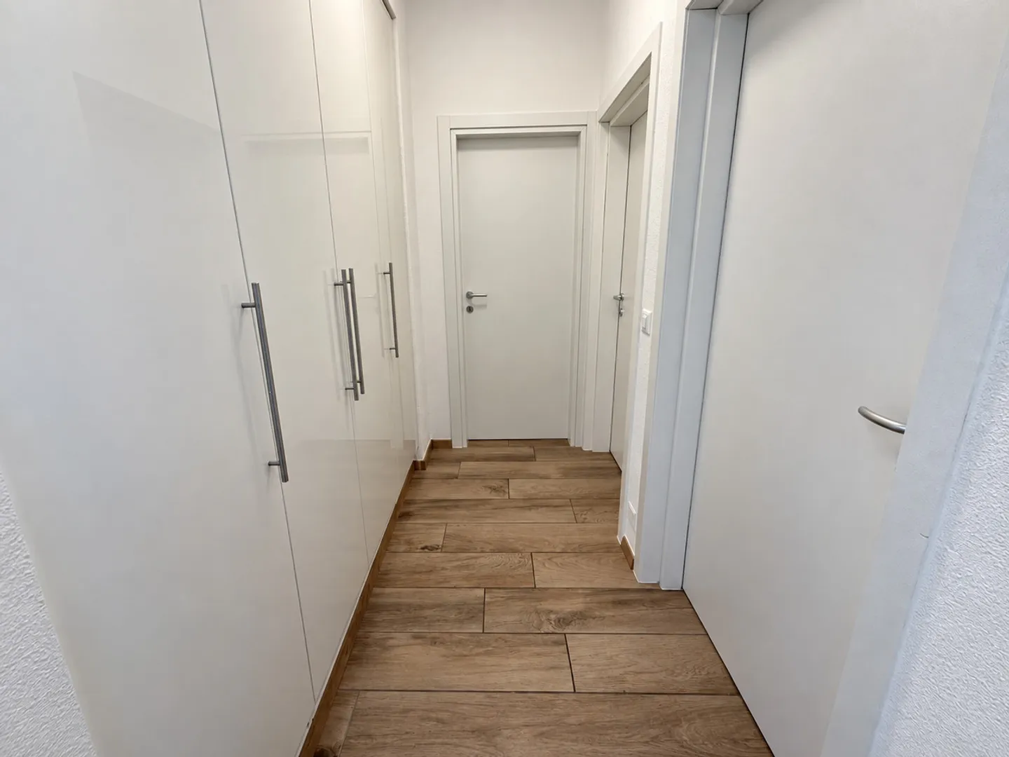 Appartement spacieux de 4,5 pièces rénové dans le CENTRE de Mendrisio - Photo 3 sur 10