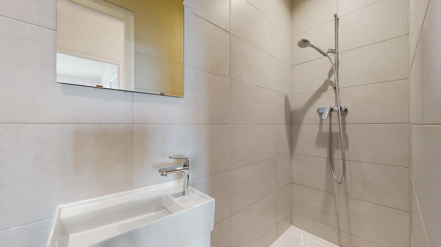 Appartamento 6 locali - Foto 7 di 7