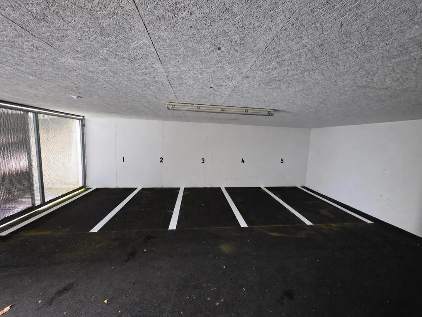 Motorcycle parking spaces for rent - Photo 1 of 2