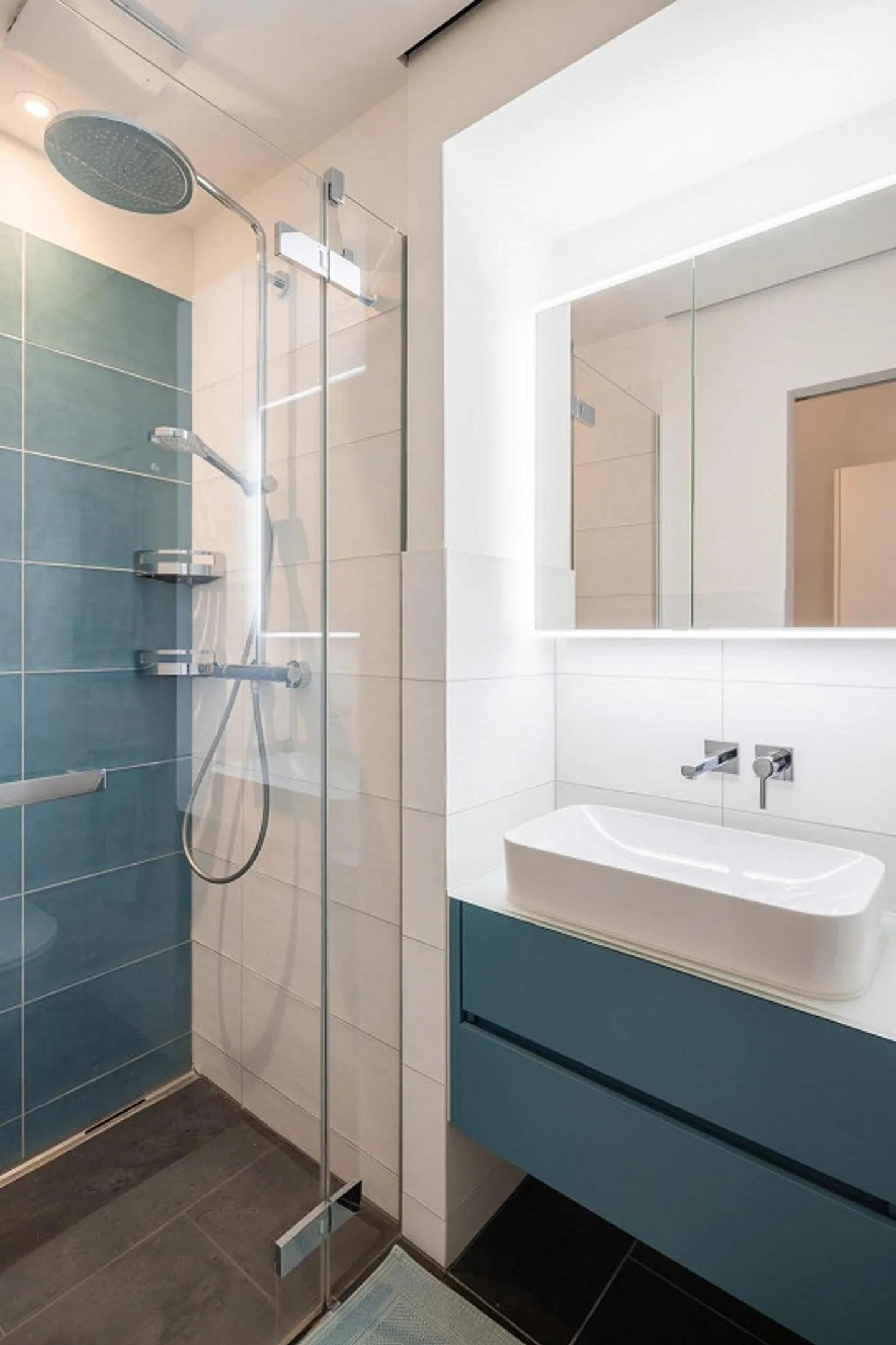 Dachgeschosswohnung mit Seesicht - Foto 12 von 13
