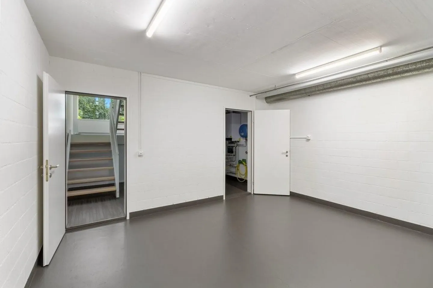 Renovated 4.5-room terraced single-family house - Photo 11 of 12