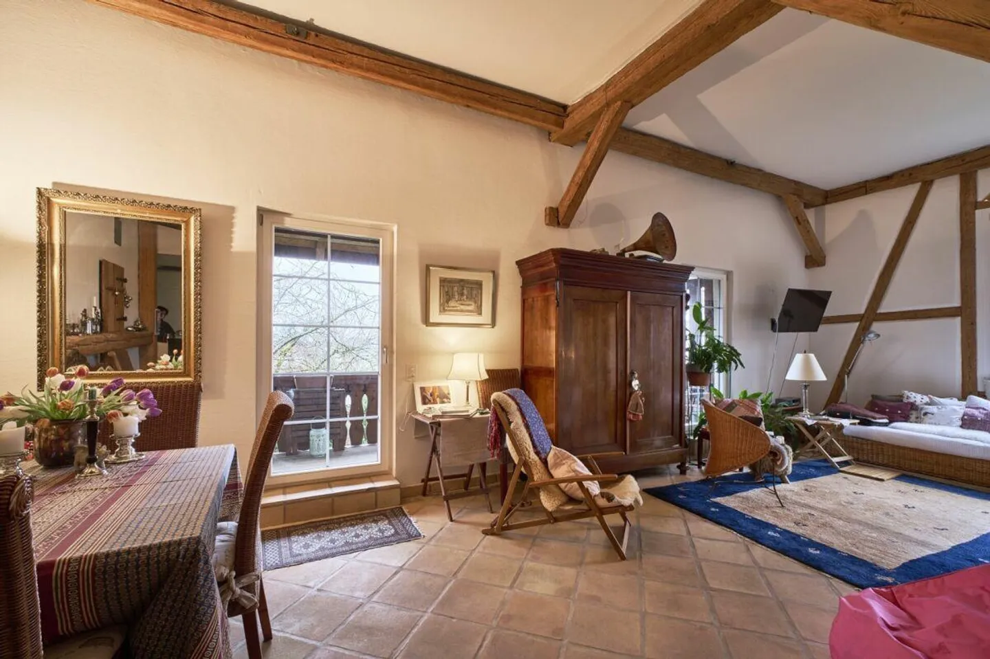 Bijou dans une ferme rénovée de 300 ans - Photo 2 sur 15