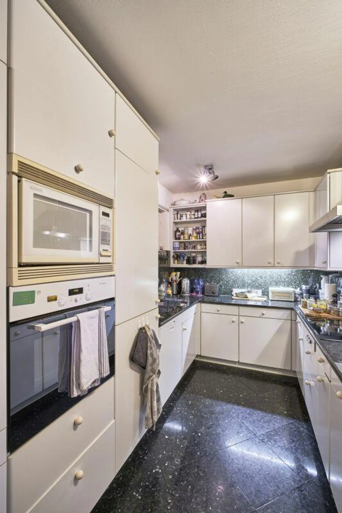 Bijou dans une ferme rénovée de 300 ans - Photo 7 sur 15