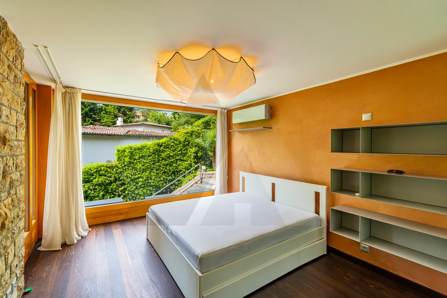 Propriété Prestigieuse au Bord du Lac - Photo 9 sur 13