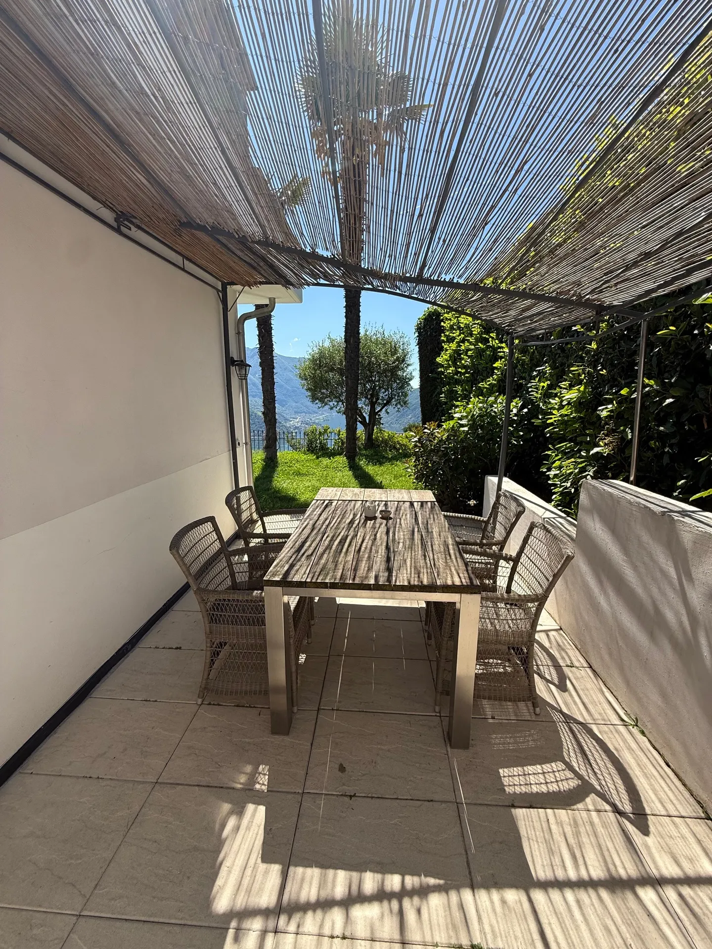 Charmante villa avec vue sur le lac - Photo 5 sur 13
