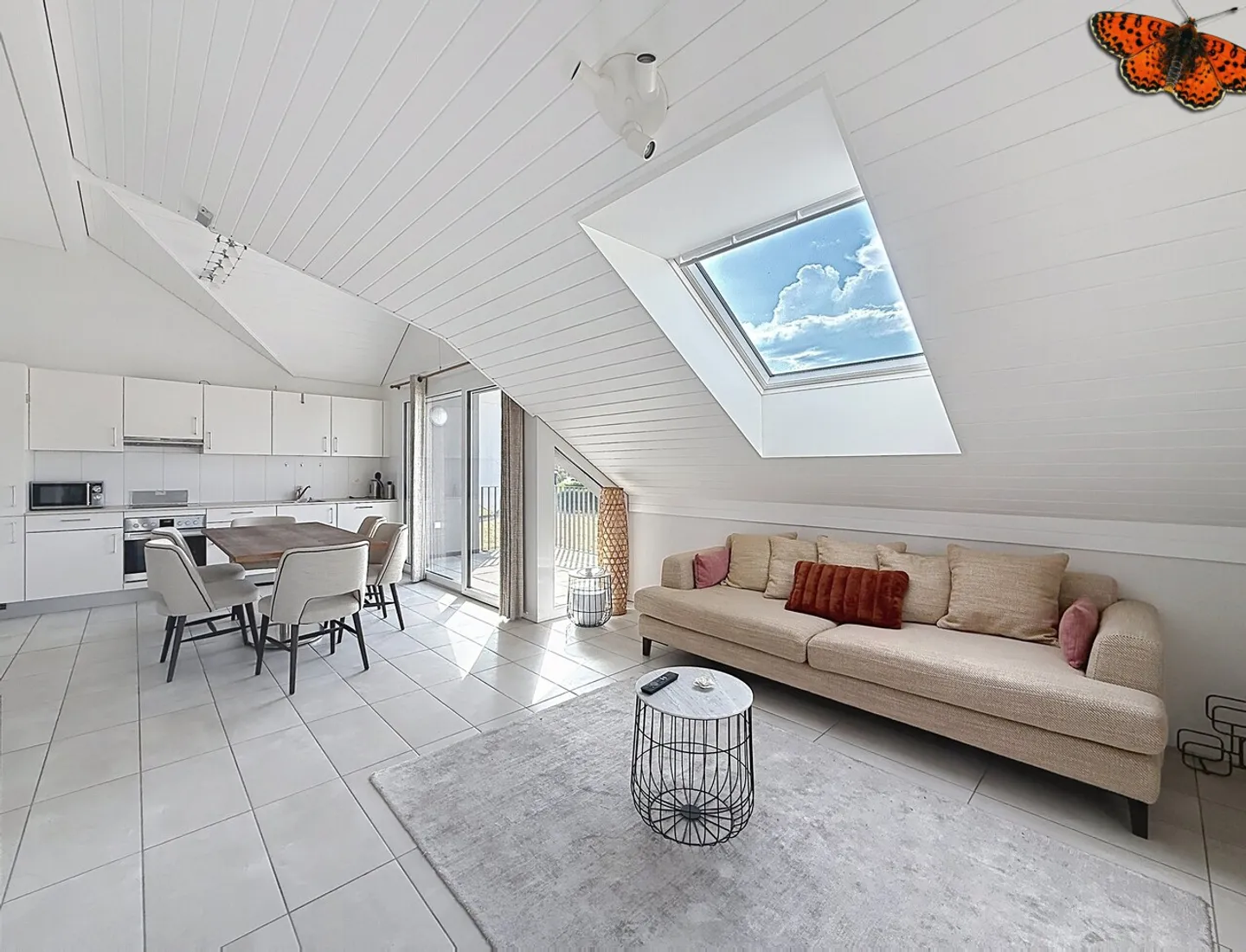 3 ½ rooms - Furnished with balcony! - Photo 1 of 7
