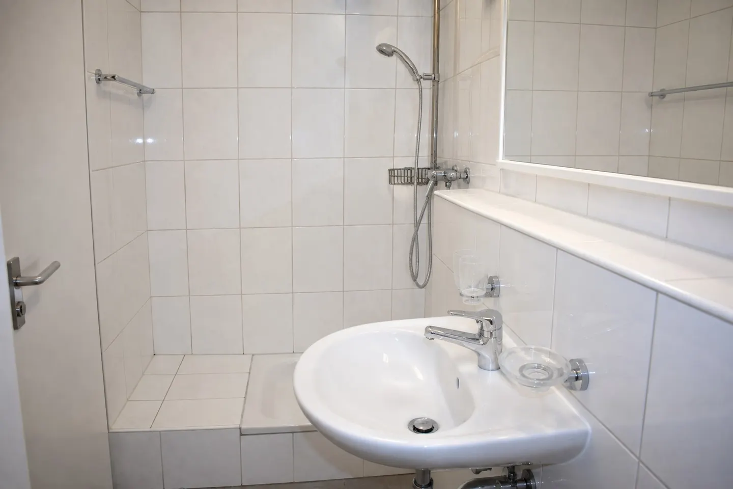 Charmant Appartement à Thun - Photo 3 sur 5