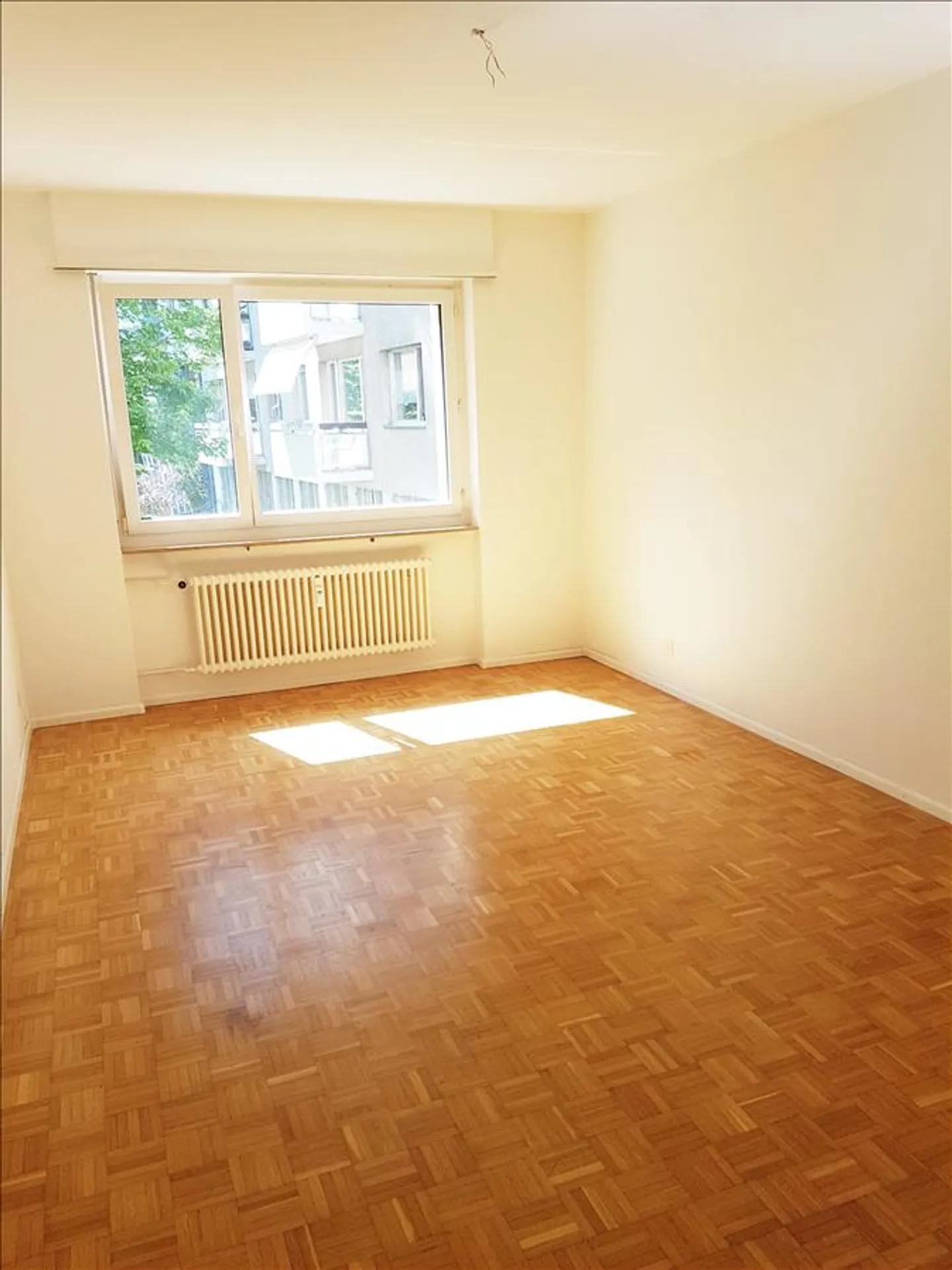 RENT WITHOUT DEPOSIT - Modern apartment near Spalentor - Photo 7 of 8