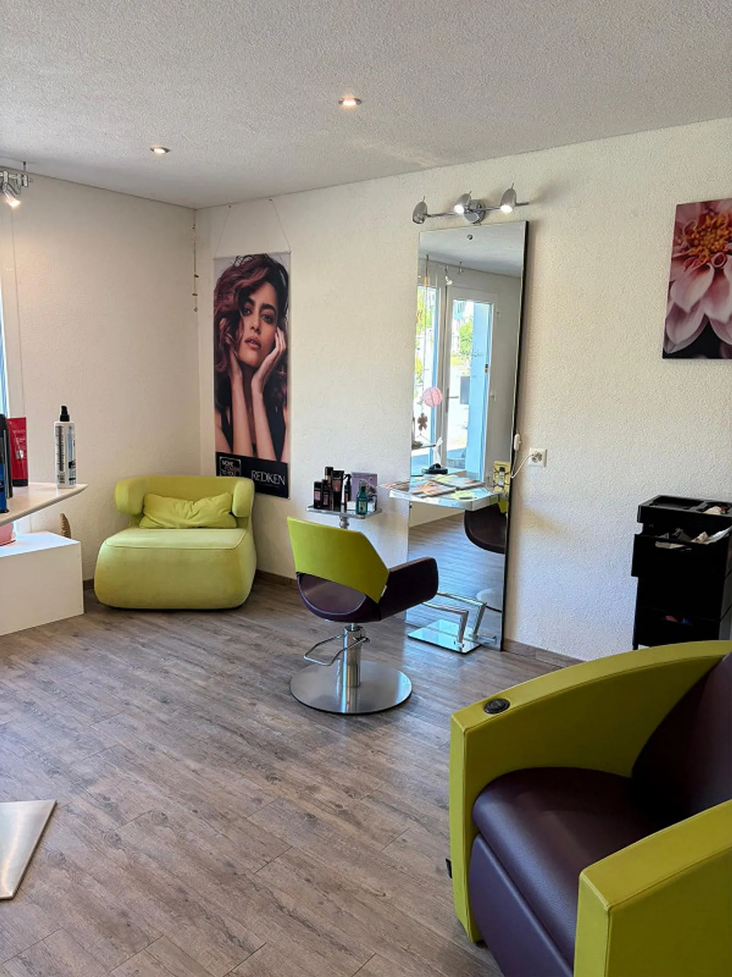 Salon de coiffure/espace commercial à louer - Photo 5 sur 15
