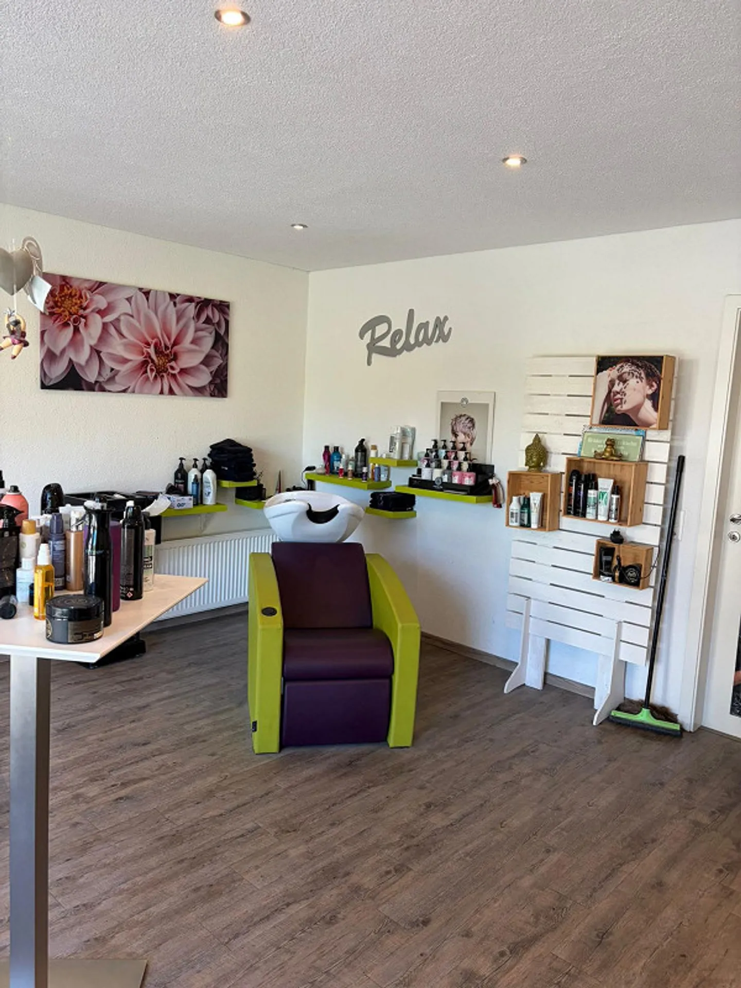 Salon de coiffure/espace commercial à louer - Photo 8 sur 15