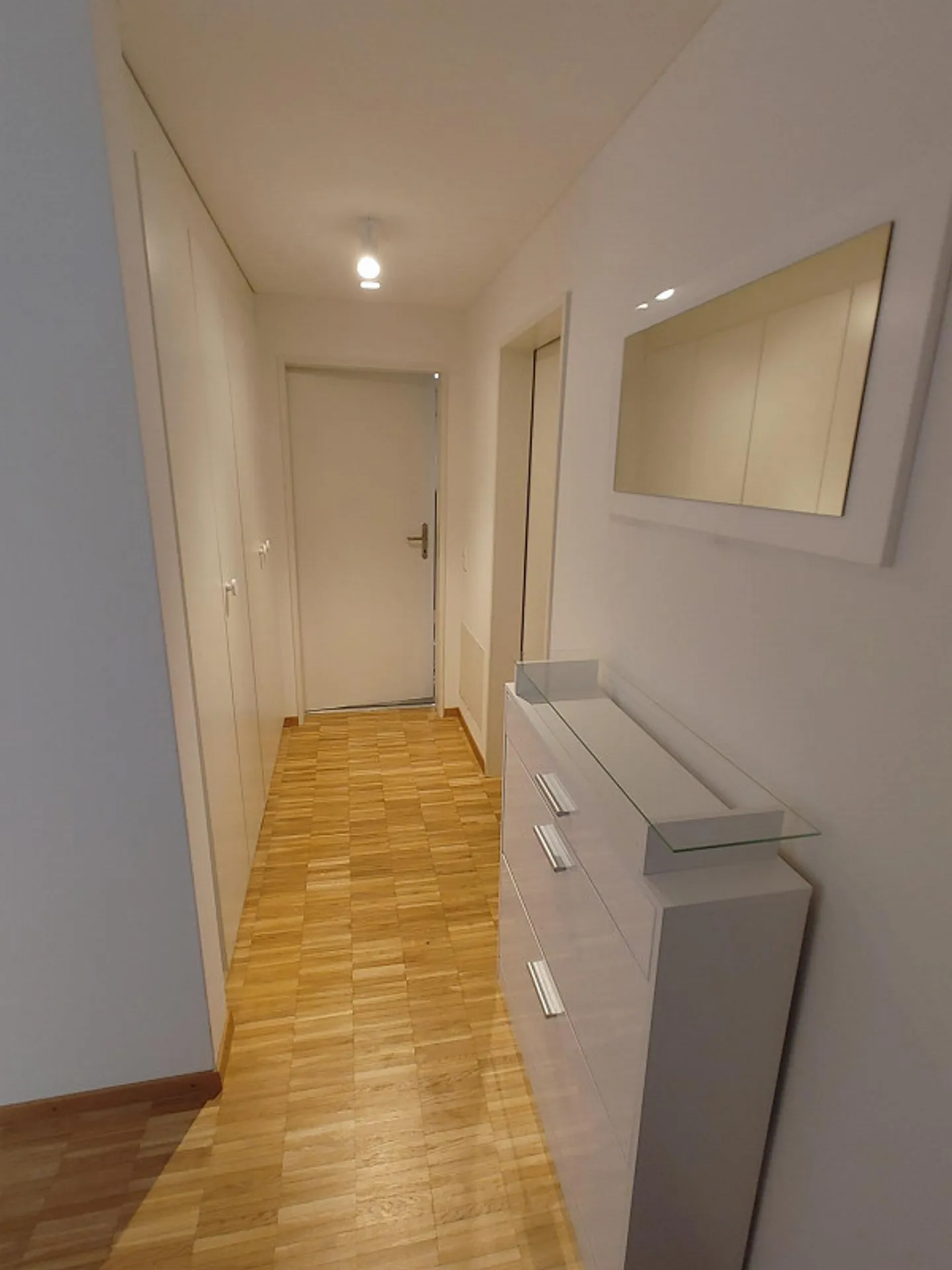 Helle 4.5 Zimmer Wohnung - Foto 7 von 11