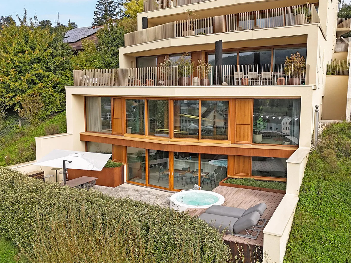 Retreat with unparalleled living experience - Photo 20 of 22