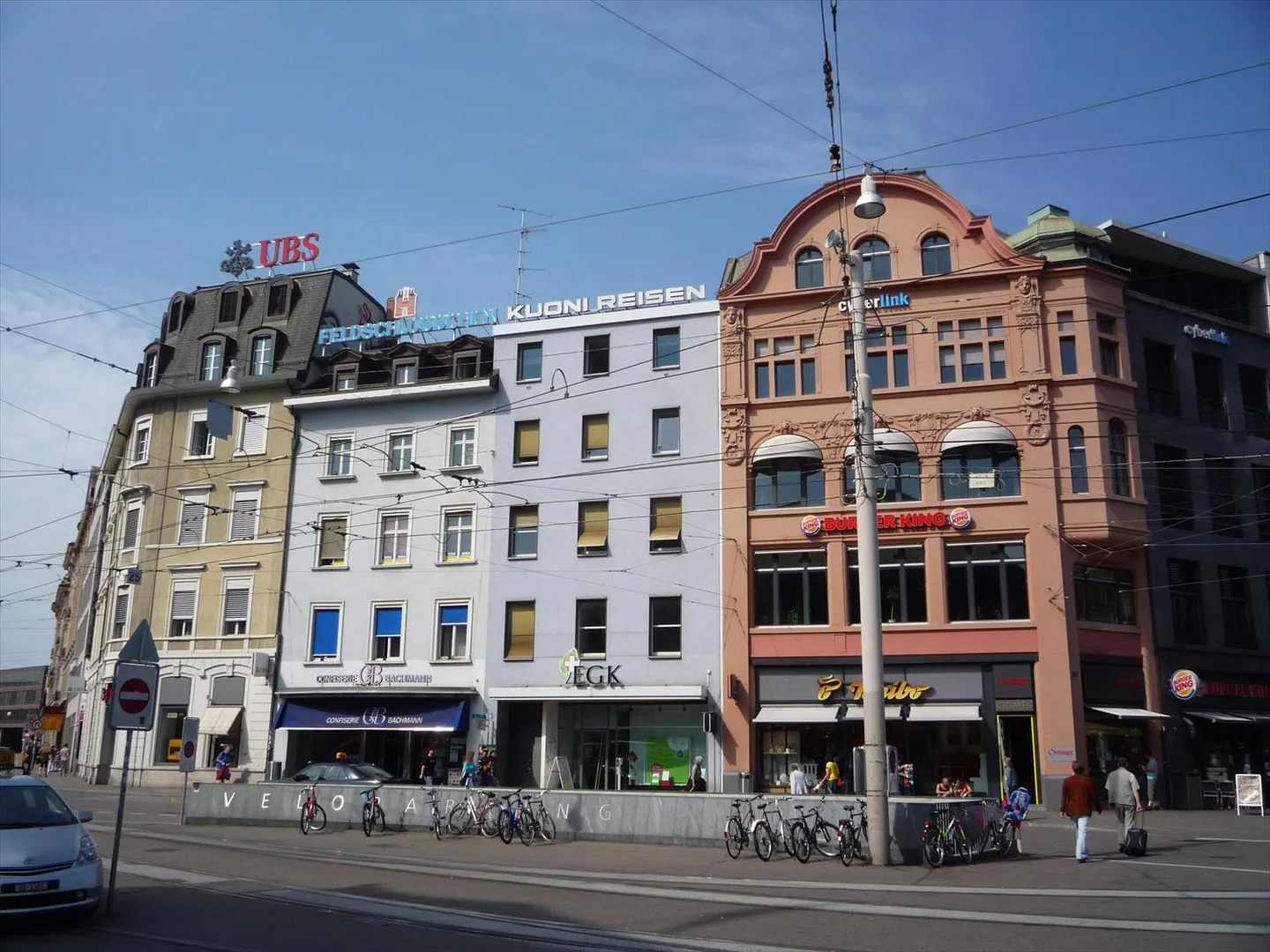 Espace de bureau temporaire Bahnhof Basel SBB jusqu'au 31.3.2027 - Photo 1 sur 2