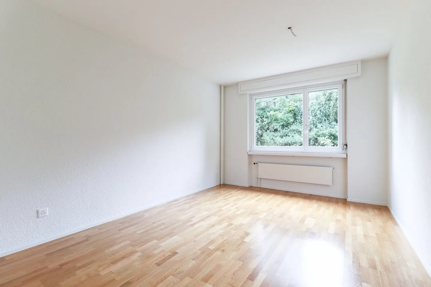 Bright 2.5-room apartment with typical character in Köniz - Photo 4 of 8