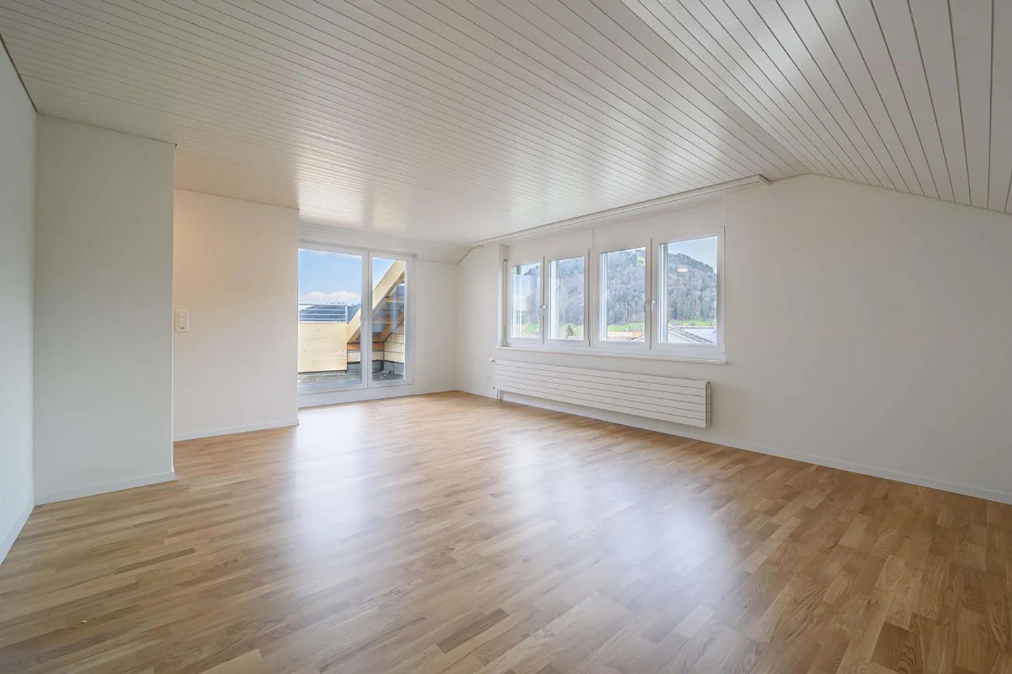 Single apartment in a rural setting - Photo 2 of 9
