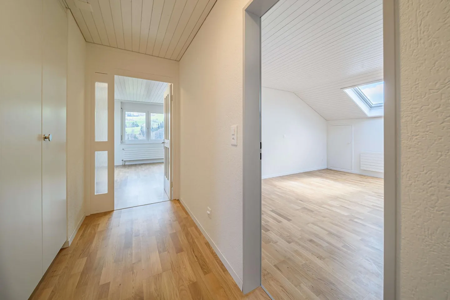 Single apartment in a rural setting - Photo 4 of 9