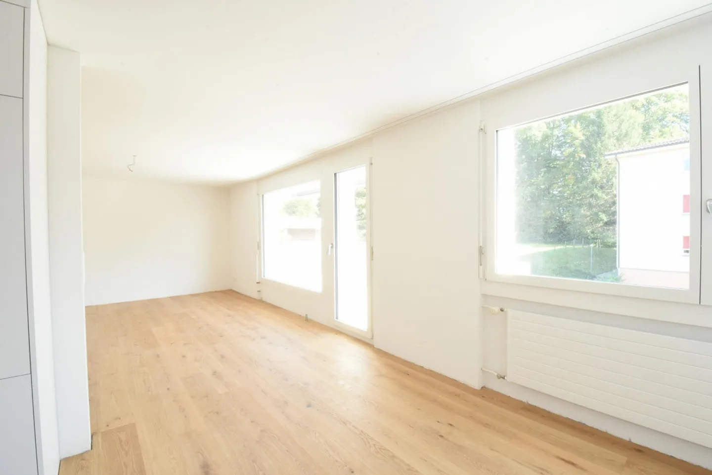 Appartement lumineux de 3,5 pièces avec balcon dans le quartier calme de Lerchenbühlhöhe - Photo 5 sur 12