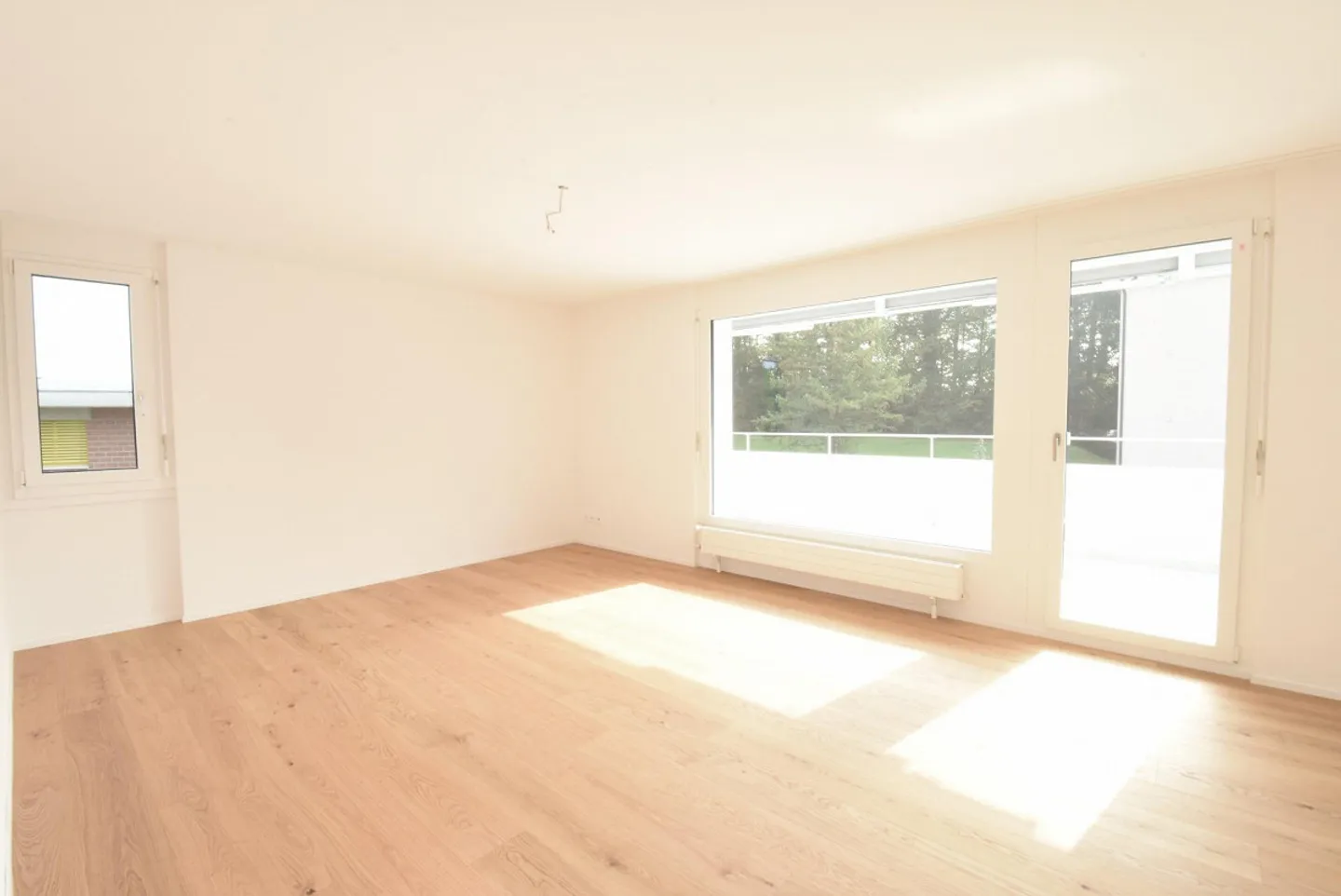 Appartement lumineux de 3,5 pièces avec balcon dans le quartier calme de Lerchenbühlhöhe - Photo 6 sur 12