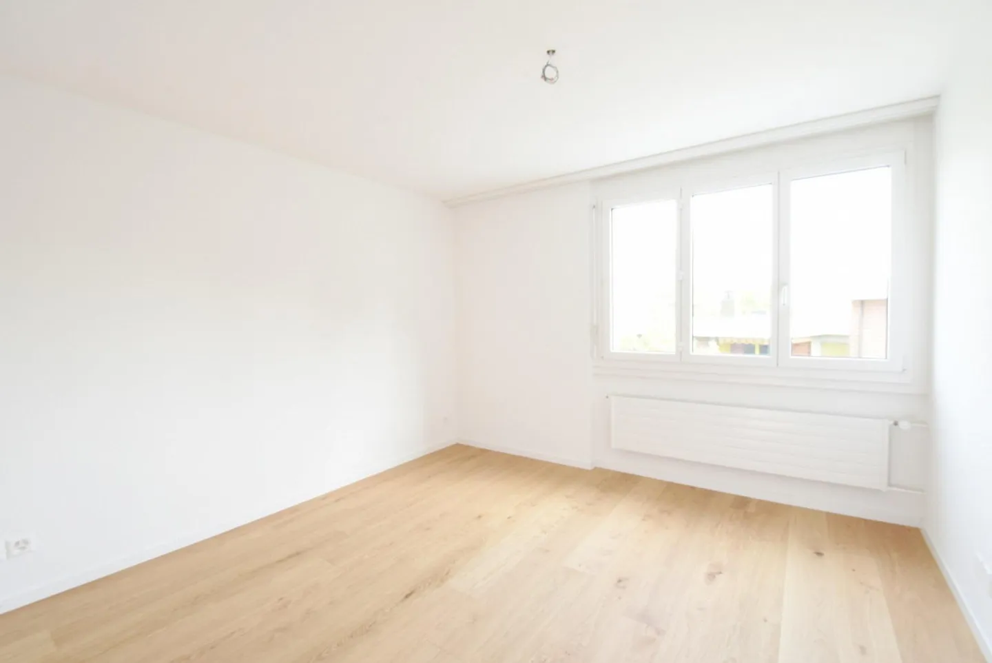 Appartement lumineux de 3,5 pièces avec balcon dans le quartier calme de Lerchenbühlhöhe - Photo 10 sur 12
