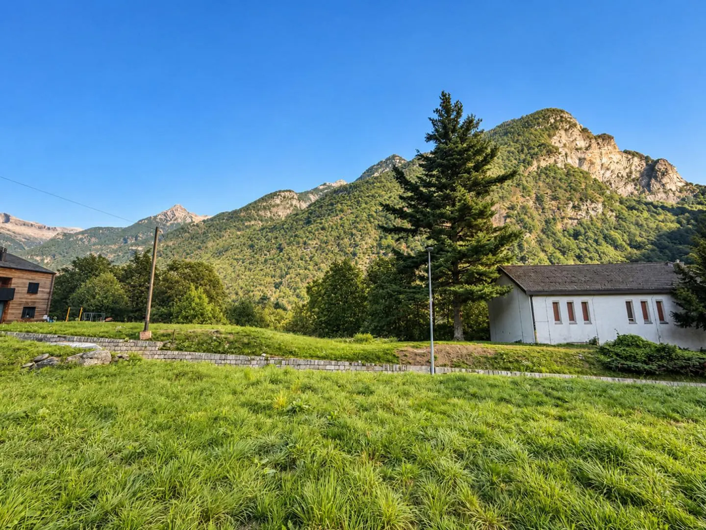Terreno edificabile soleggiato - Foto 9 di 19