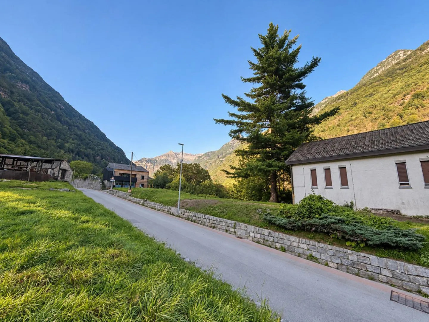 Terreno edificabile soleggiato - Foto 16 di 19